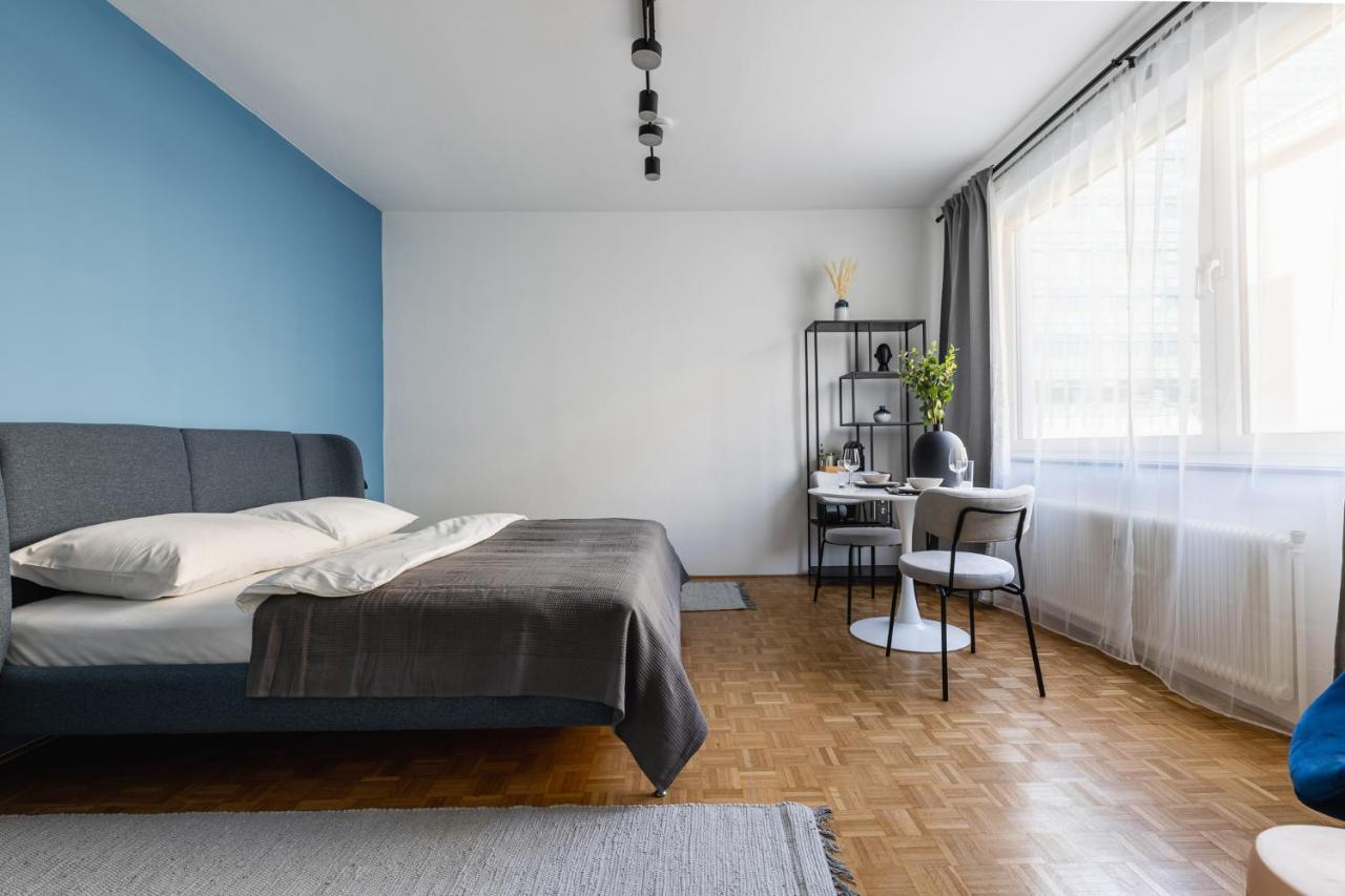 Apartament Bright Stylish In A Location