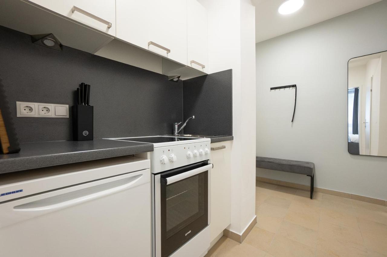 Bright Stylish In A Location Apartament