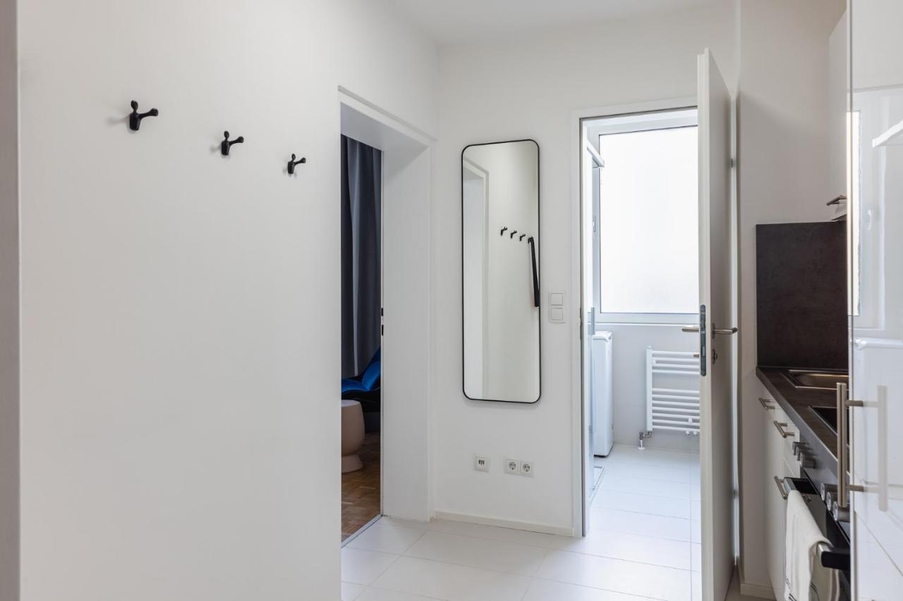 Bright Stylish In A Location Appartement *