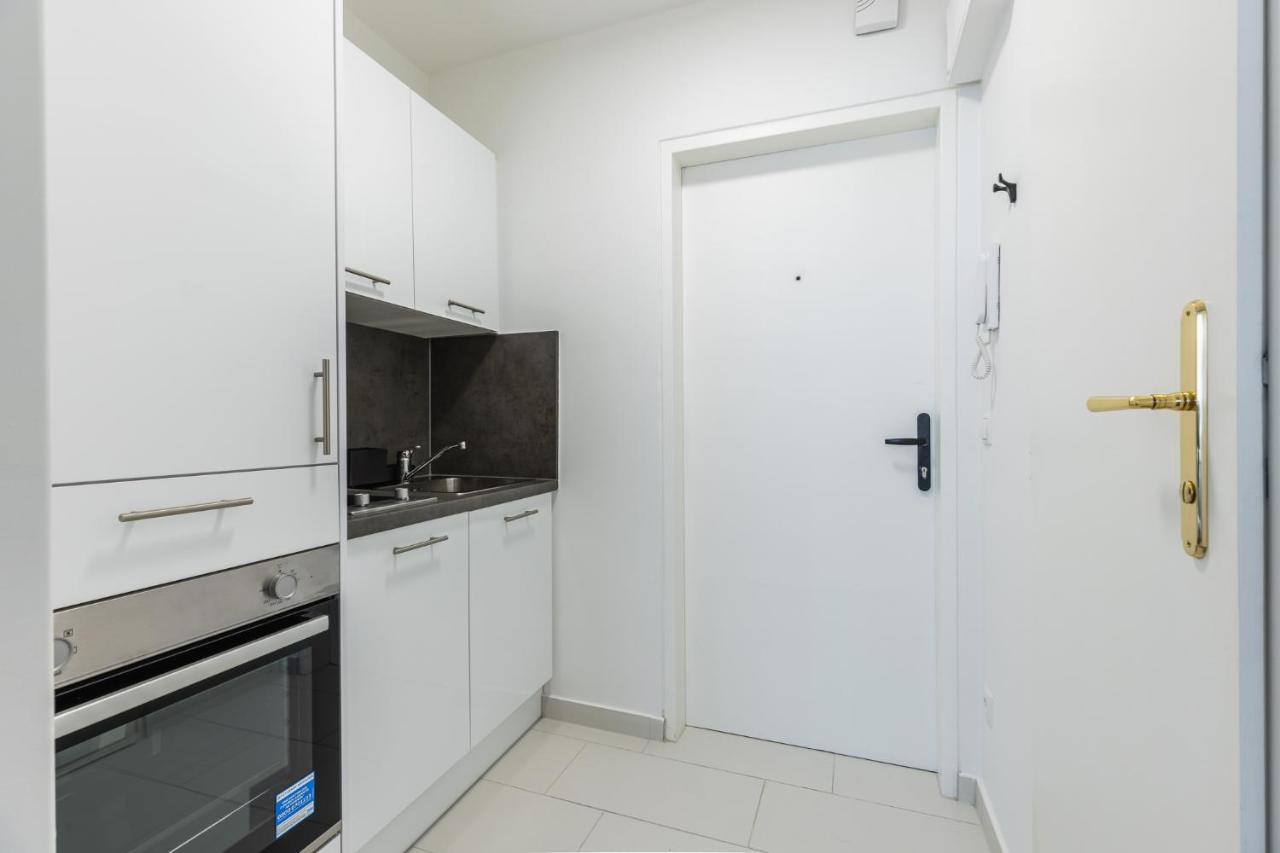Bright Stylish In A Location * Vienne